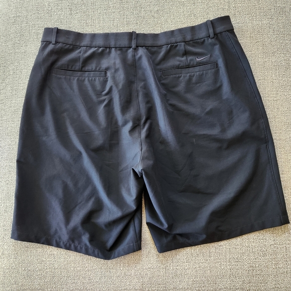 Nike Dri Fit Golf Shorts Mens Size 42 Black Standard Fit - Picture 6 of 6
